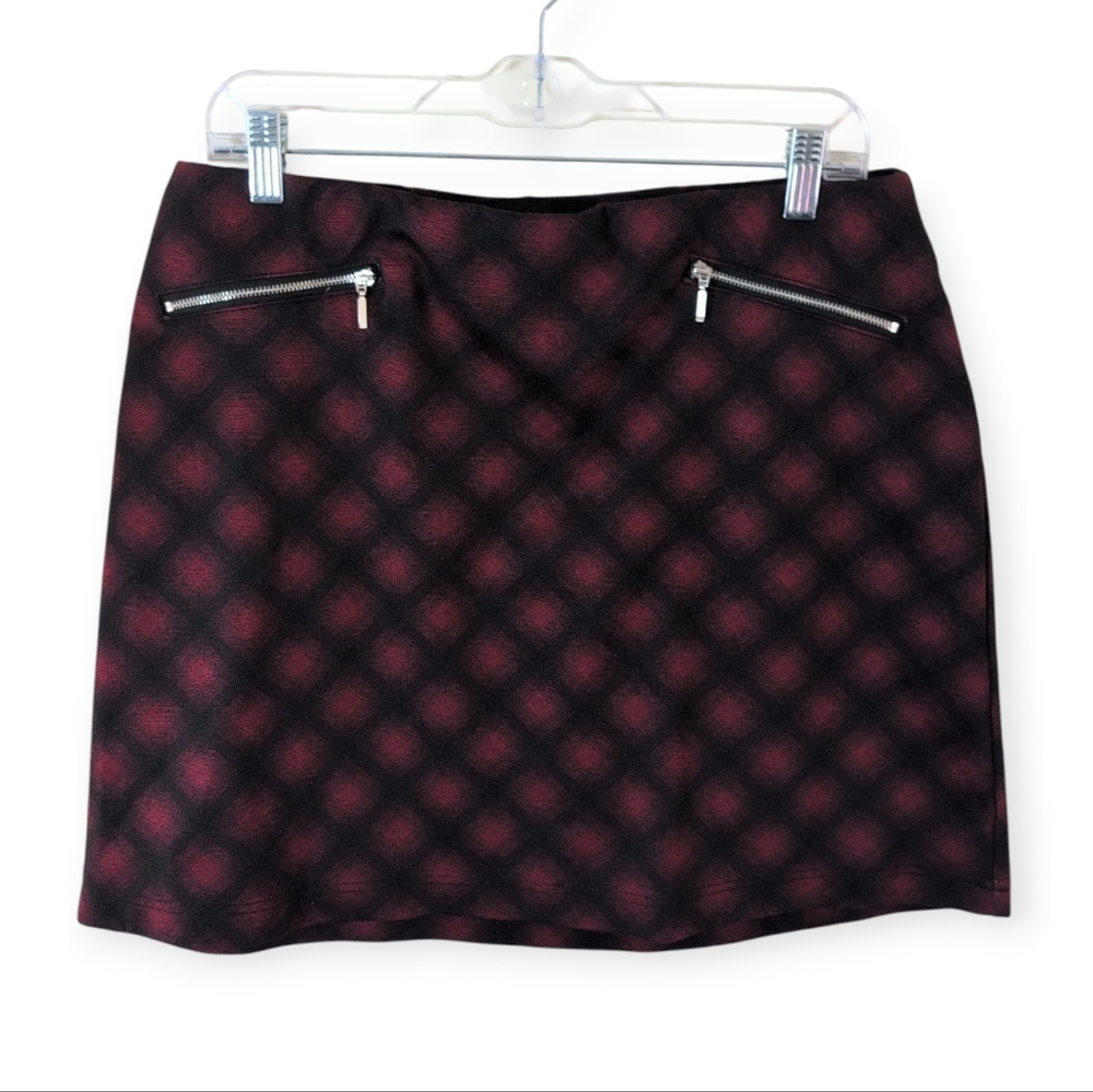 Maurices Check  Mini Skirt Women's L  Black/Red‎ Zippers Stretch Classic Preppy